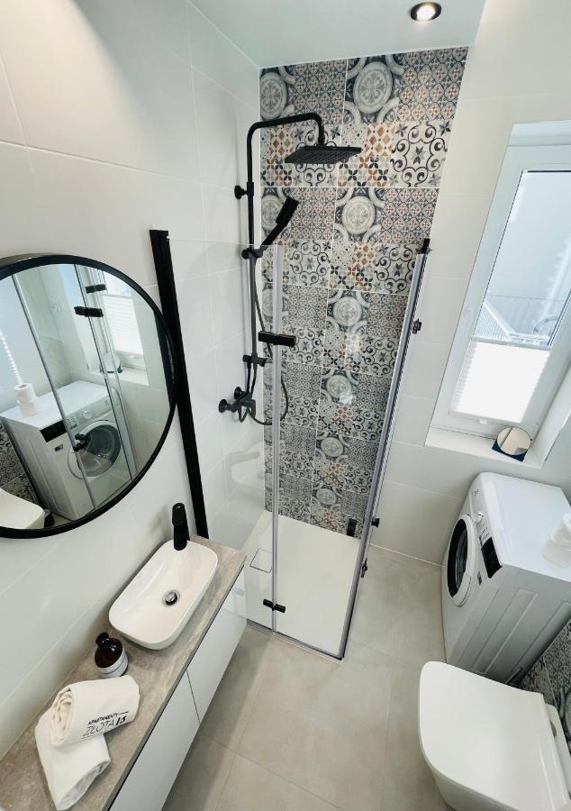 Apartamenty Zlota 15-Lotnicza Street Kielce Extérieur photo